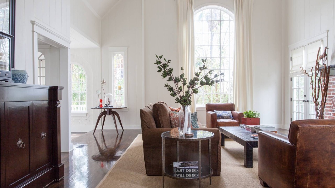 Photo of Livingroom in Hollywood Hills West