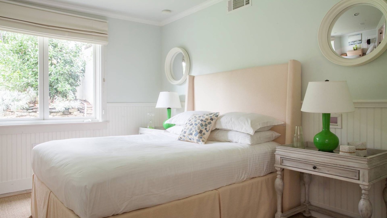 Photo of Bedroom in Hollywood Hills West