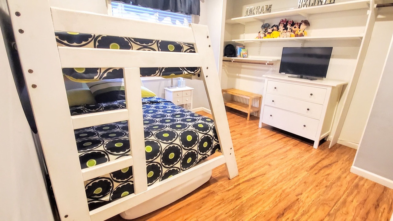 Photo of Bedroom in Hermosa Village