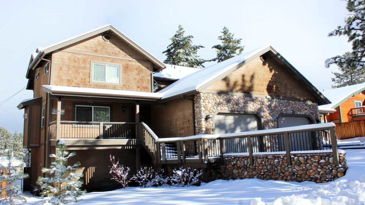 Photo of Outdoor in Summit Estates
