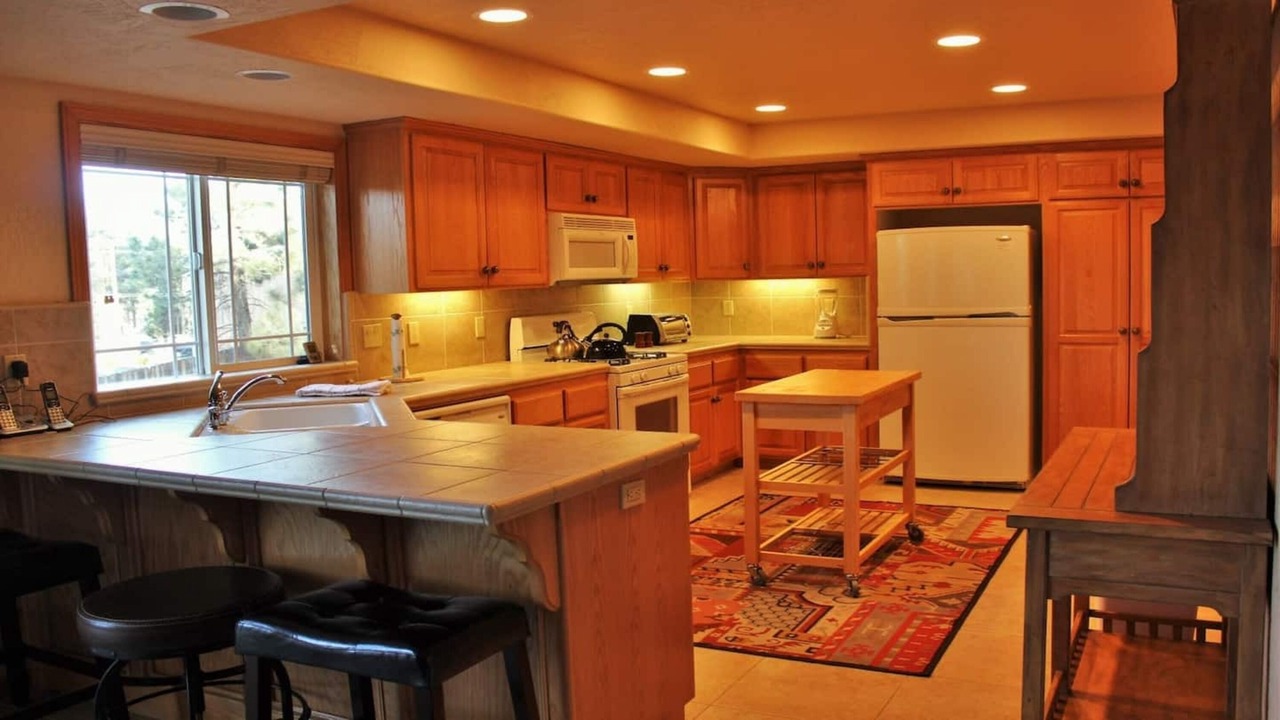Photo of Outdoor in Summit Estates