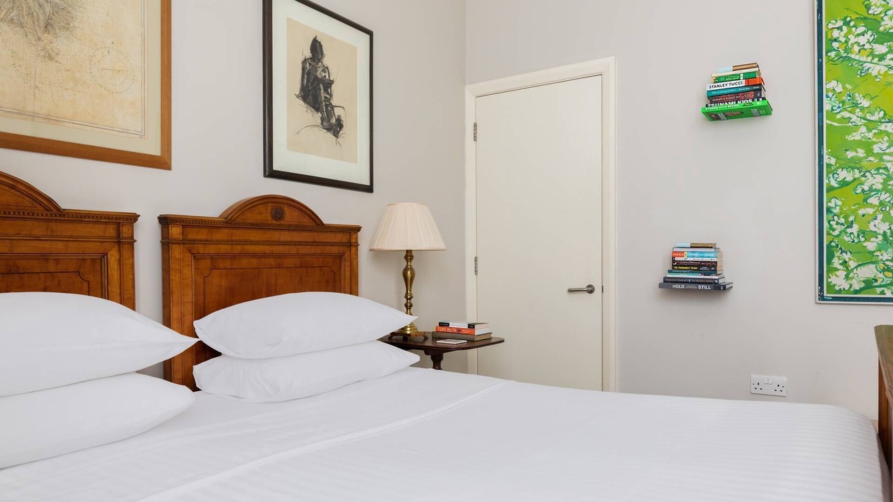Photo of Bedroom in Addison
