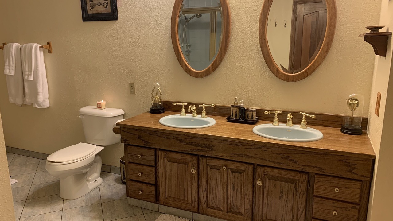 Photo of Bathroom in Lake Arrowhead