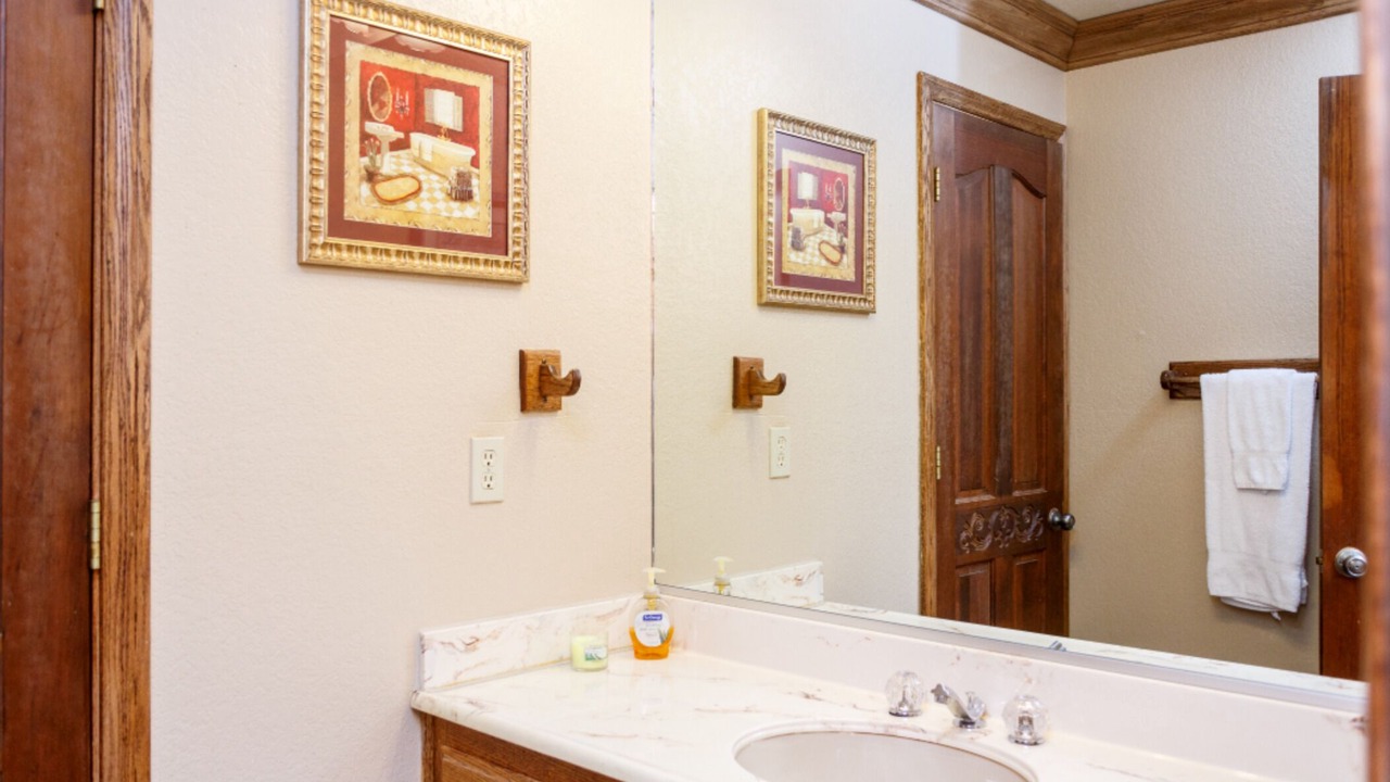 Photo of Bathroom in Lake Arrowhead