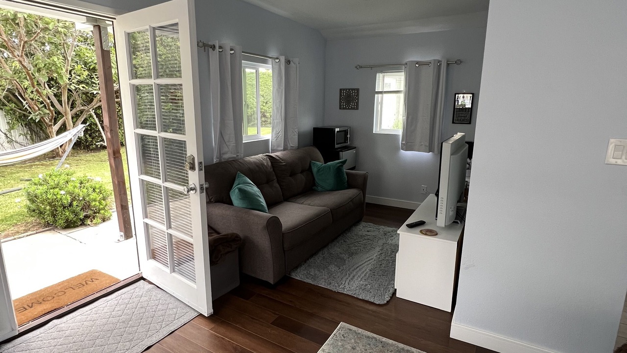 Photo of Livingroom in West Torrance