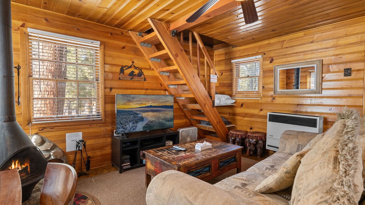 Photo of Livingroom in Big Bear Lake