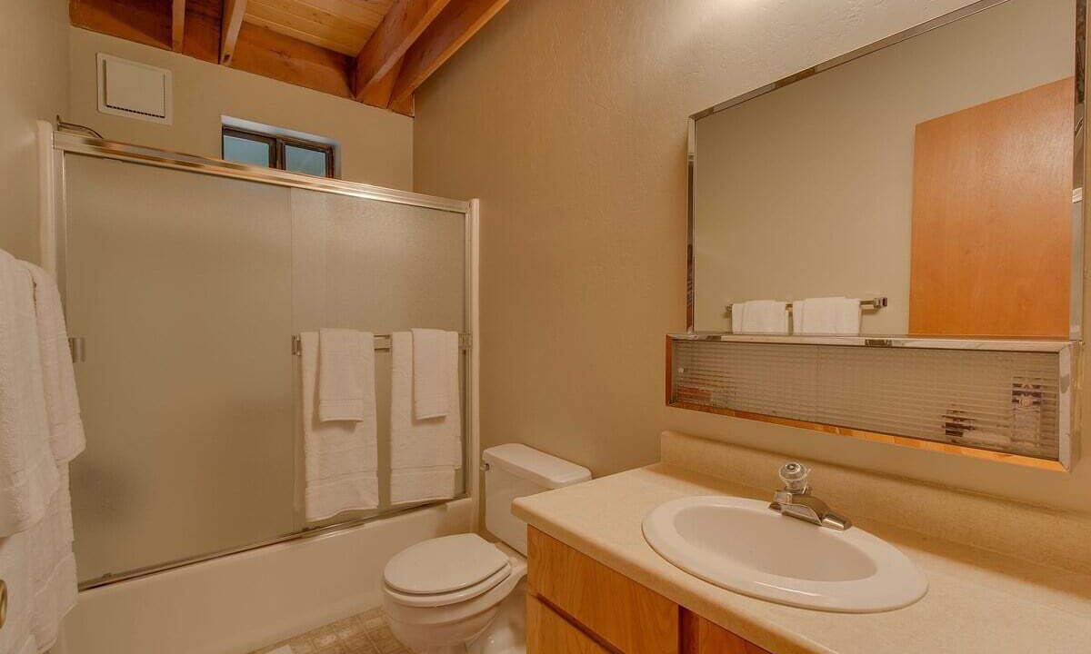 Photo of Bathroom in Comstock Acres