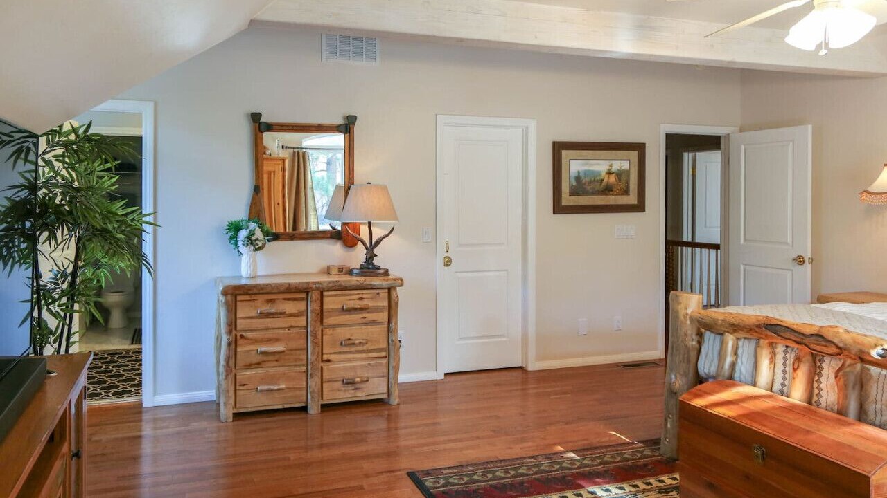 Photo of Bedroom in Big Bear Lake
