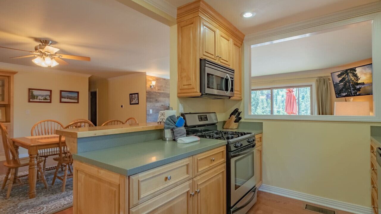 Photo of Kitchen in Upper Moonridge