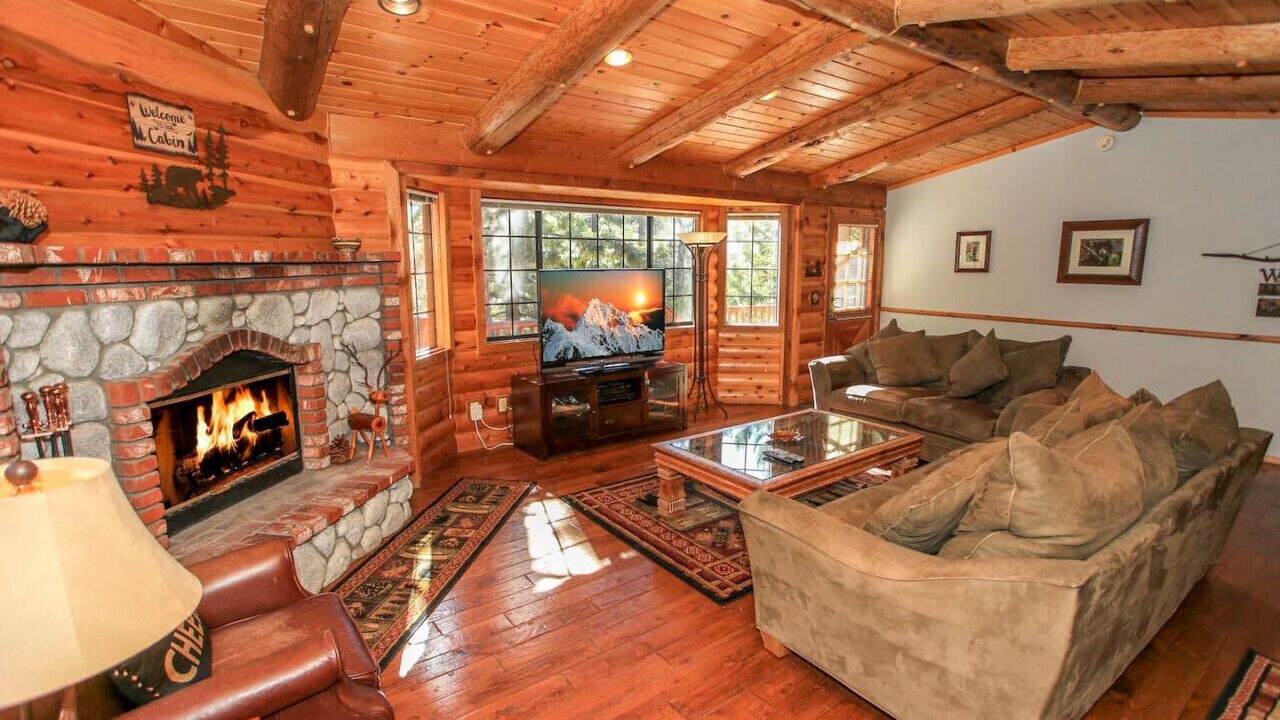 Photo of Livingroom in Upper Moonridge