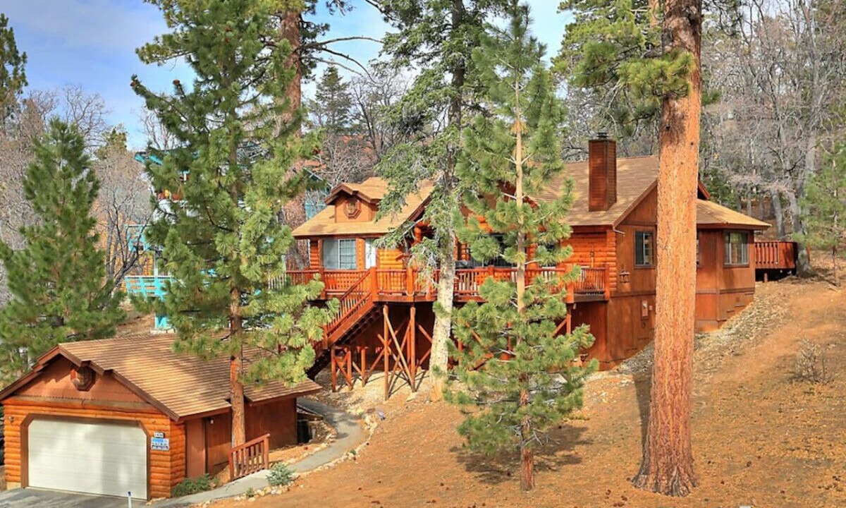Photo of Outdoor in Upper Moonridge