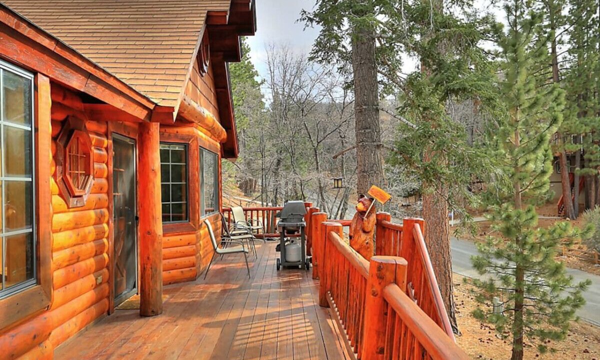 Photo of Patio Balcony in Upper Moonridge