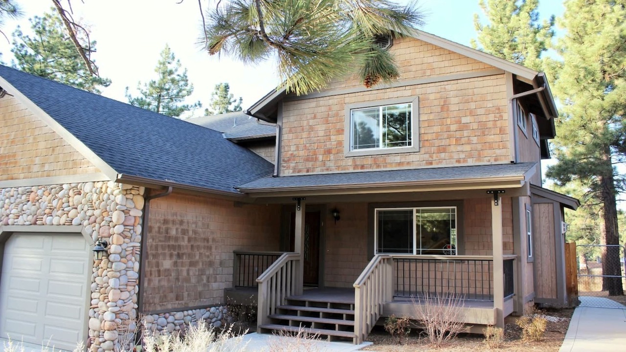 Photo of Outdoor in Summit Estates