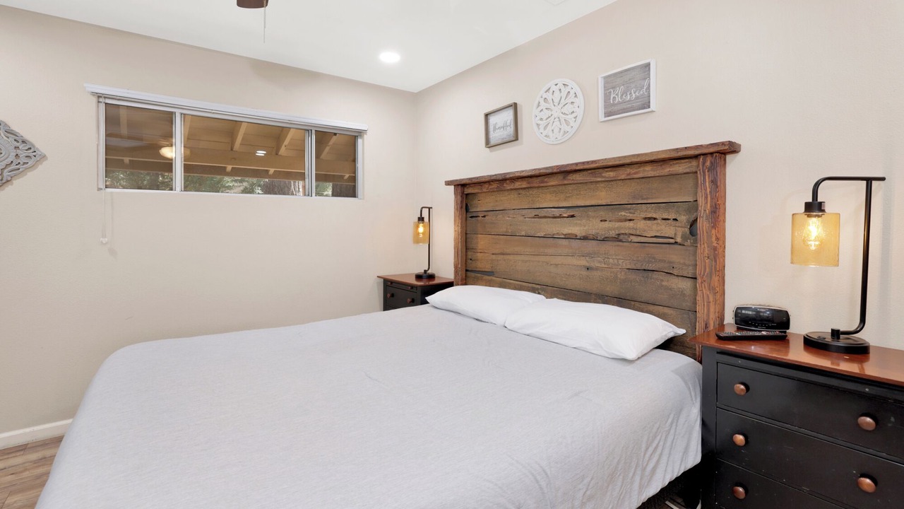 Photo of Bedroom in Summit Estates