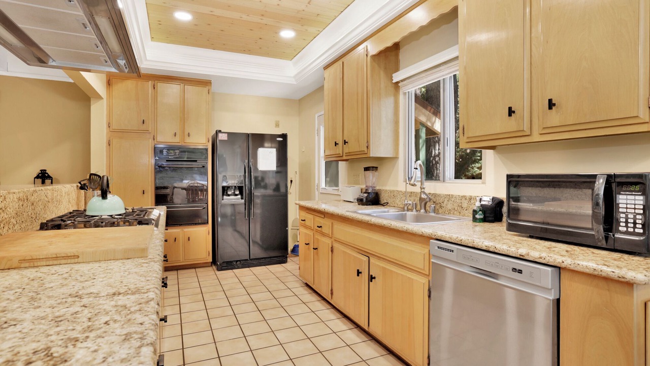 Photo of Kitchen in Summit Estates