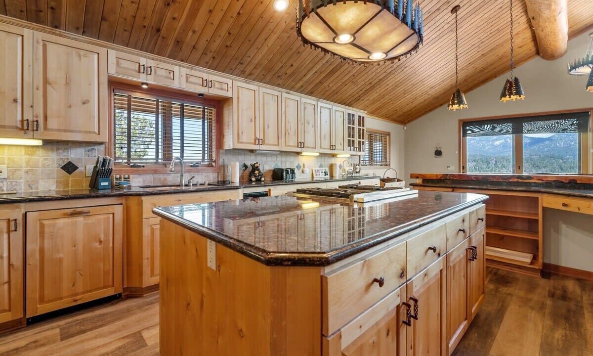 Photo of Others in Castle Glen Estates