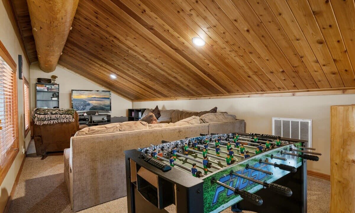 Photo of Bedroom in Castle Glen Estates