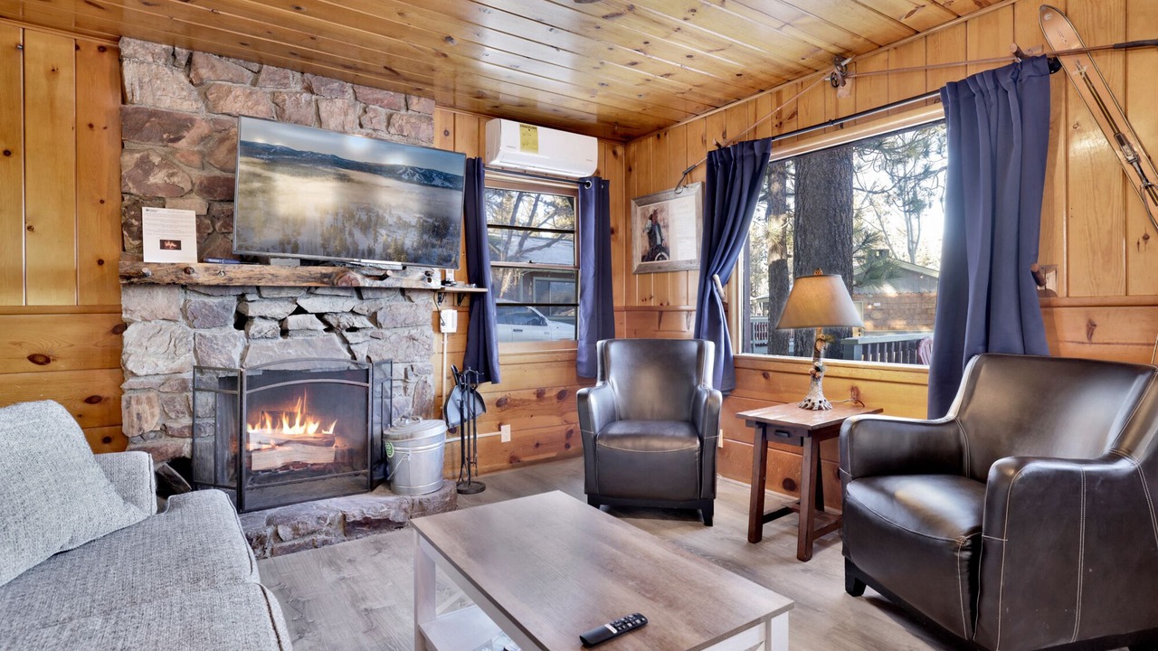 Photo of Livingroom in Patton