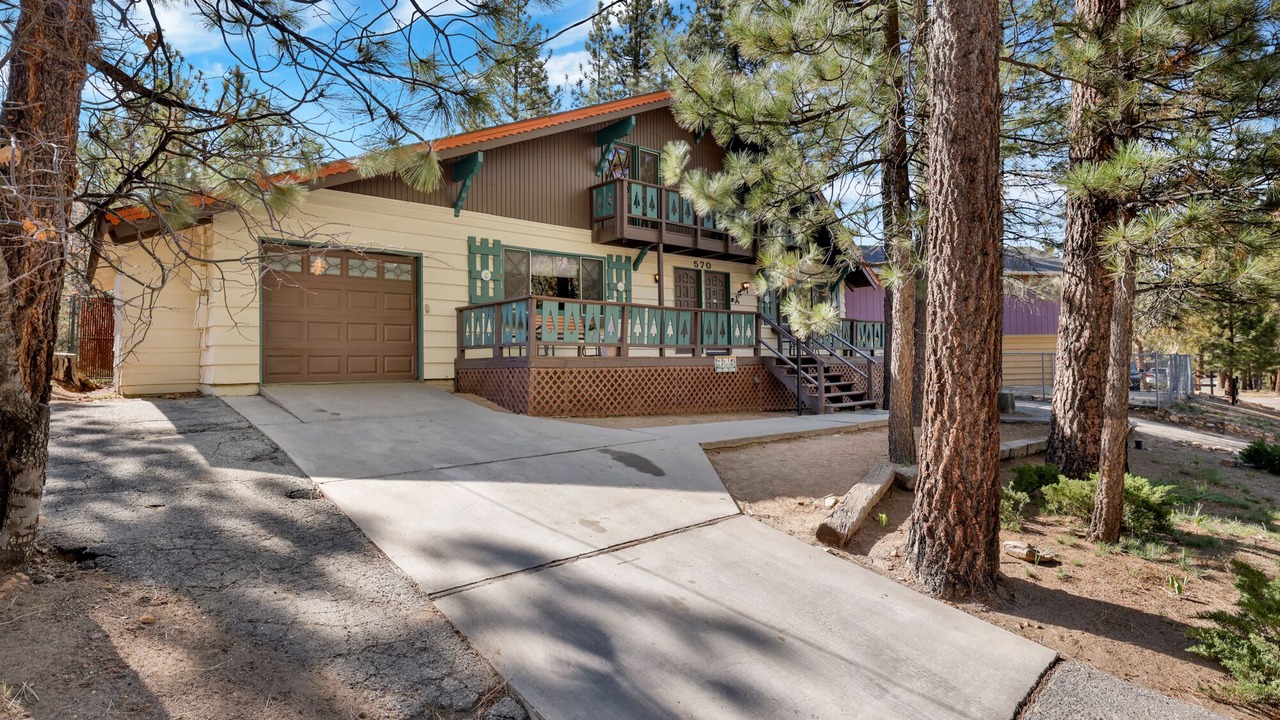 Photo of Outdoor in Summit Estates