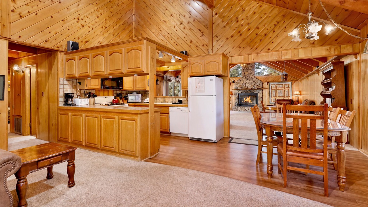 Photo of Kitchen in Summit Estates