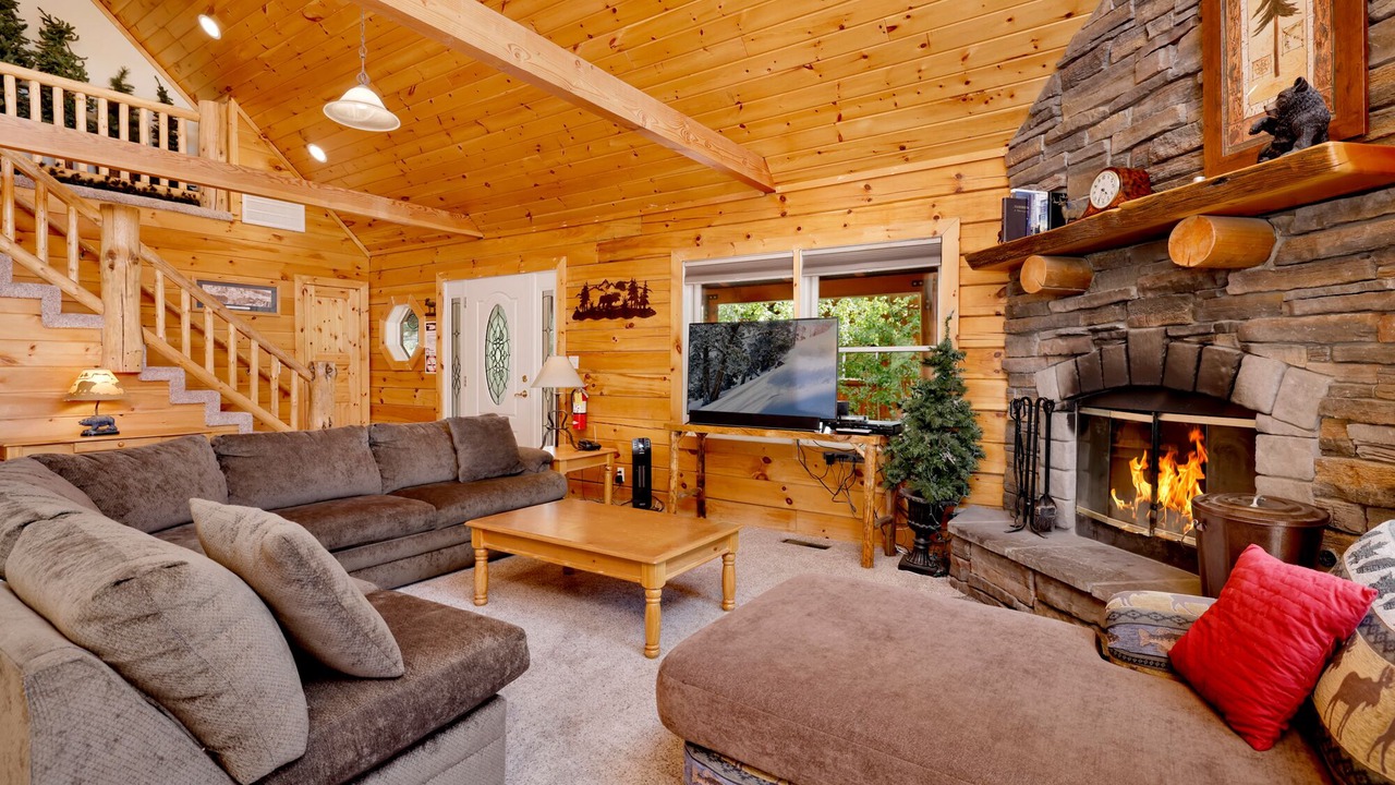 Photo of Livingroom in Fox Farm