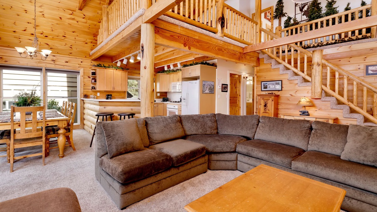 Photo of Livingroom in Fox Farm