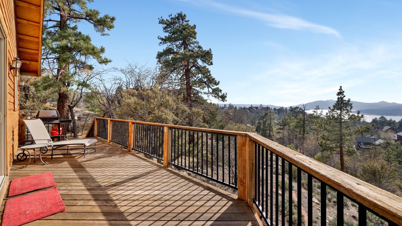 Photo of Patio Balcony in Castle Glen Estates