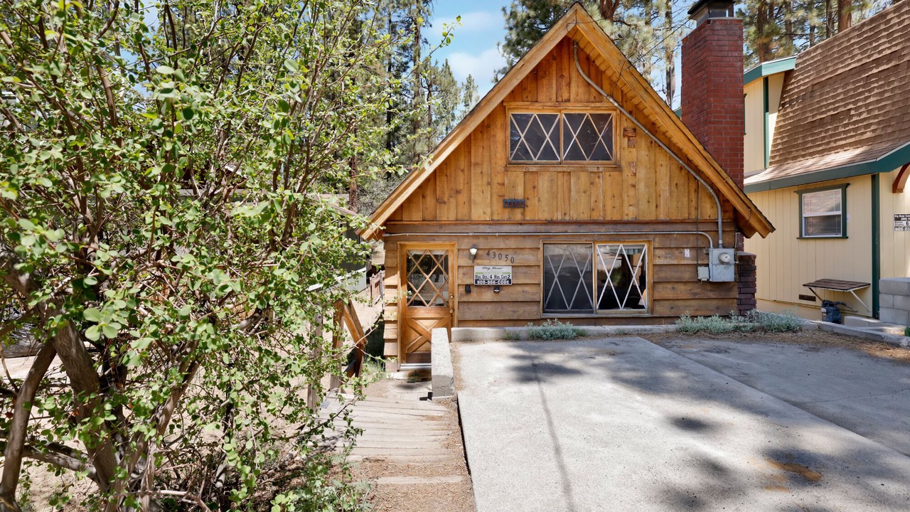 Photo of Outdoor in Upper Moonridge