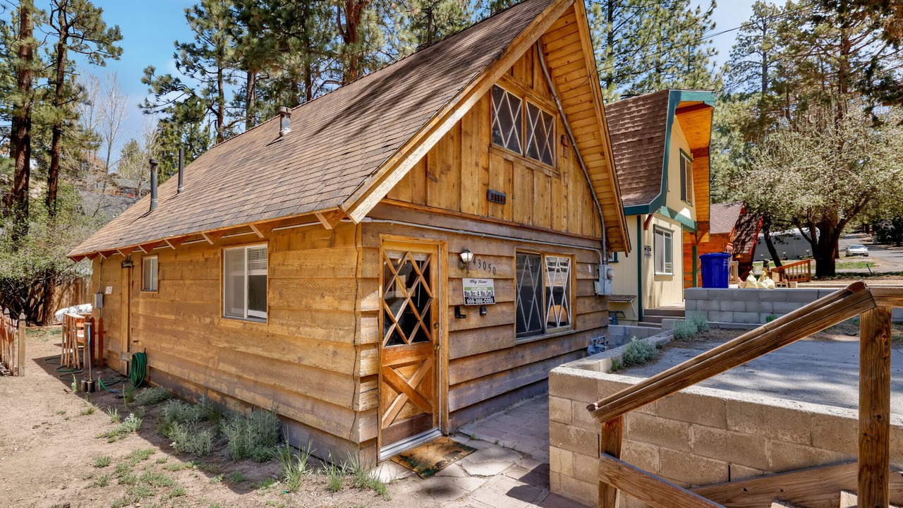 Photo of Outdoor in Upper Moonridge
