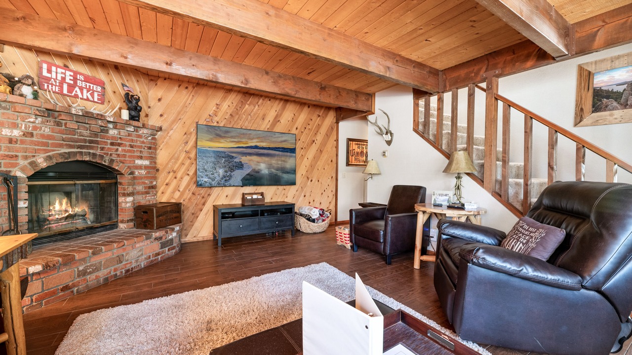 Photo of Livingroom in Moonridge