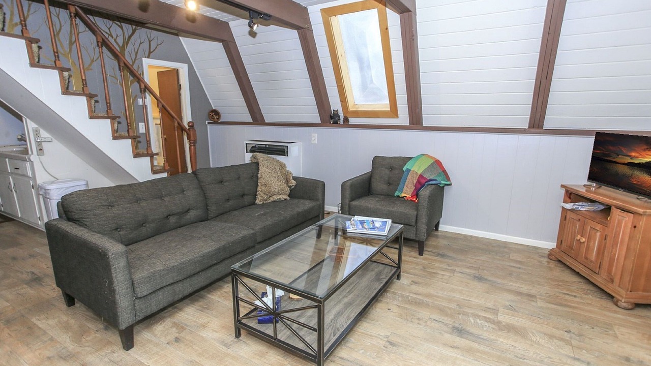 Photo of Livingroom in Moonridge