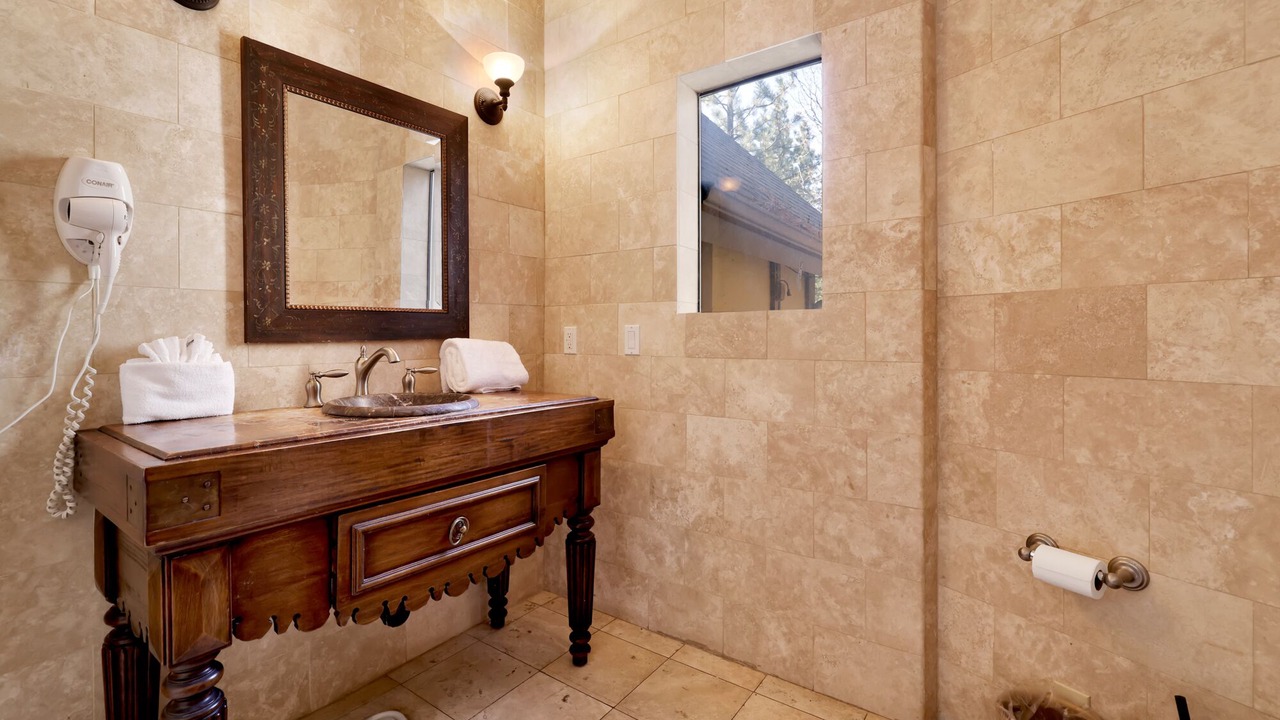 Photo of Bathroom in Evergreen Estates