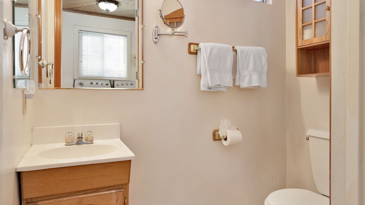 Photo of Bathroom in Big Bear Lake