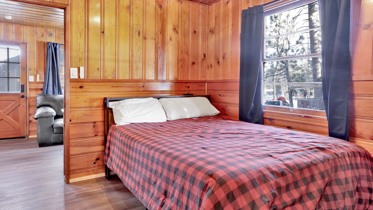Photo of Bedroom in Patton