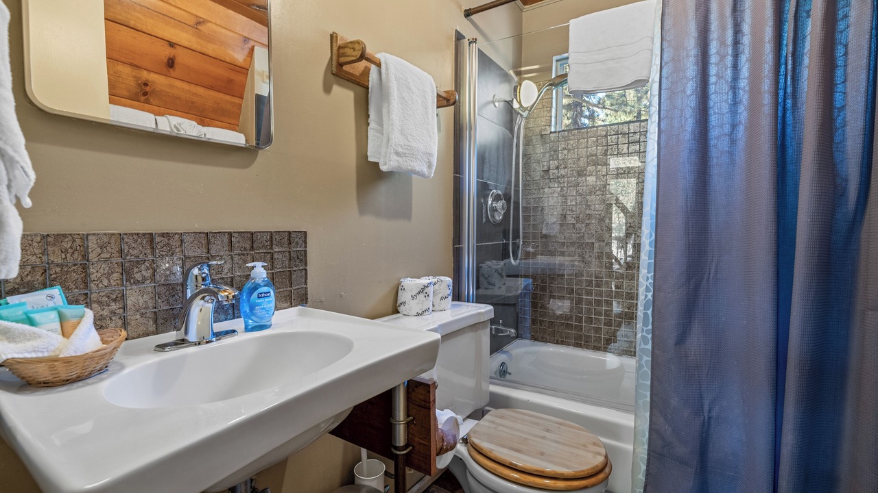 Photo of Bathroom in Big Bear City