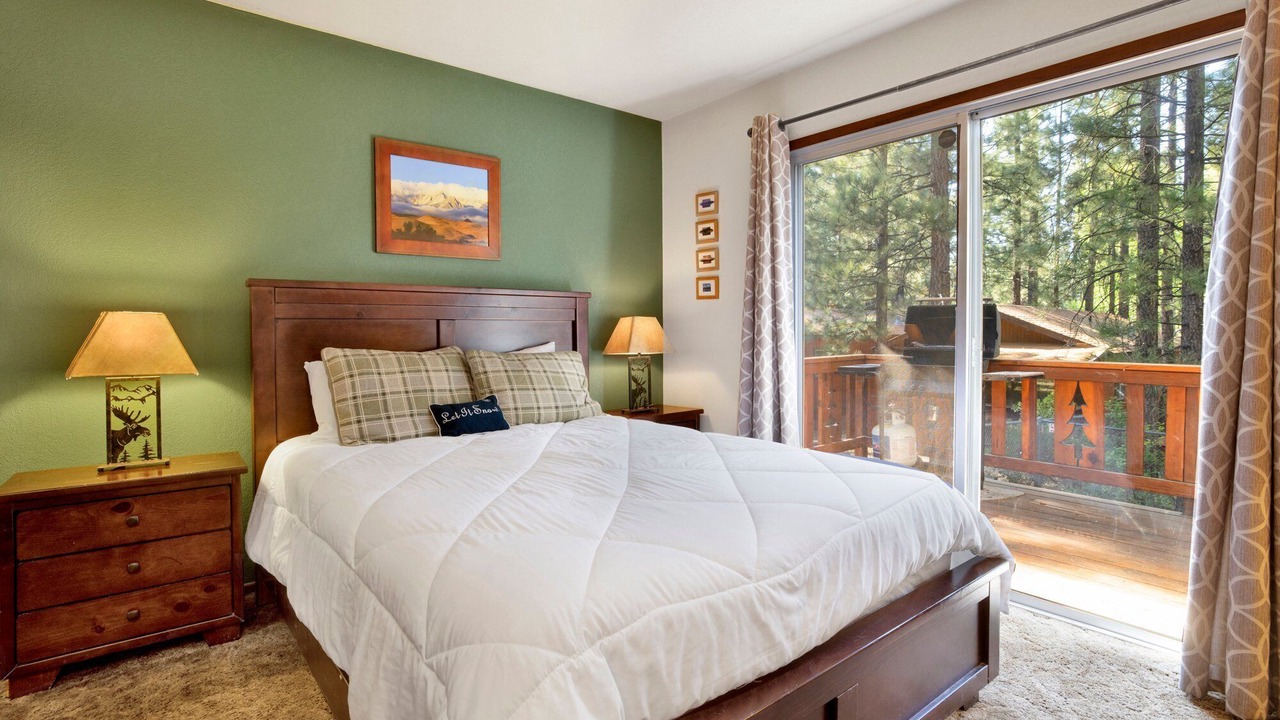 Photo of Bedroom in Big Bear Lake