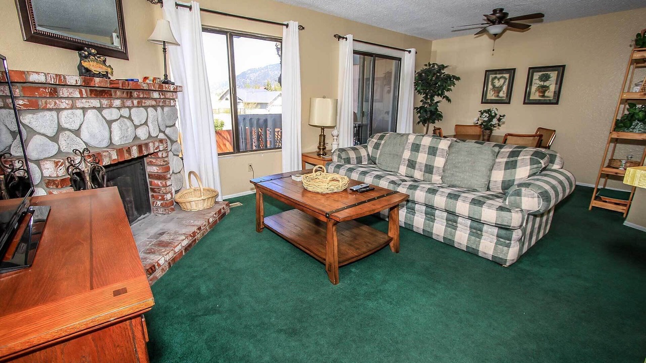 Photo of Livingroom in Boulder Bay