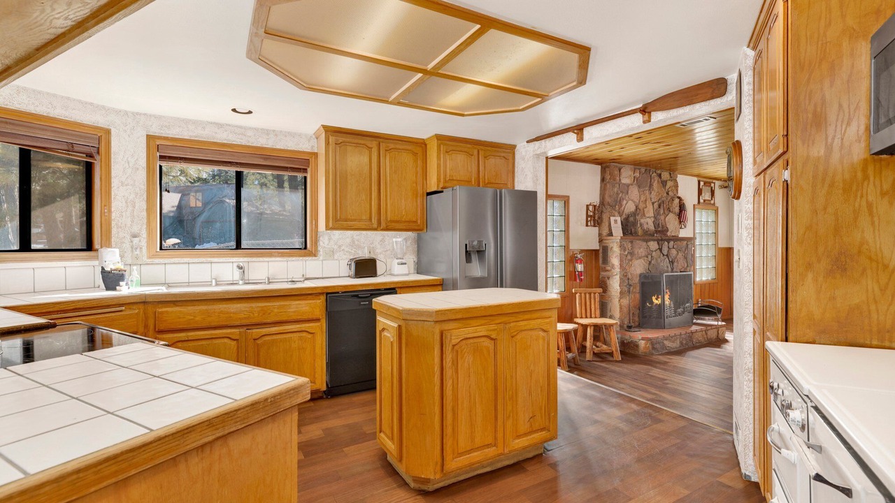 Photo of Kitchen in Big Bear Lake