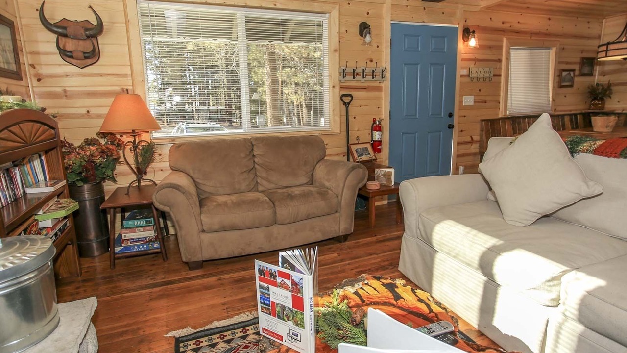Photo of Livingroom in Big Bear Lake