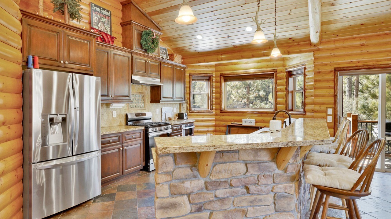 Photo of Kitchen in Eagle Mountain Estates