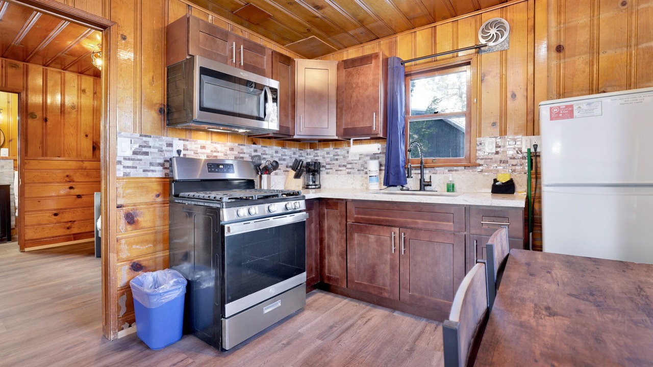 Photo of Kitchen in Big Bear Lake
