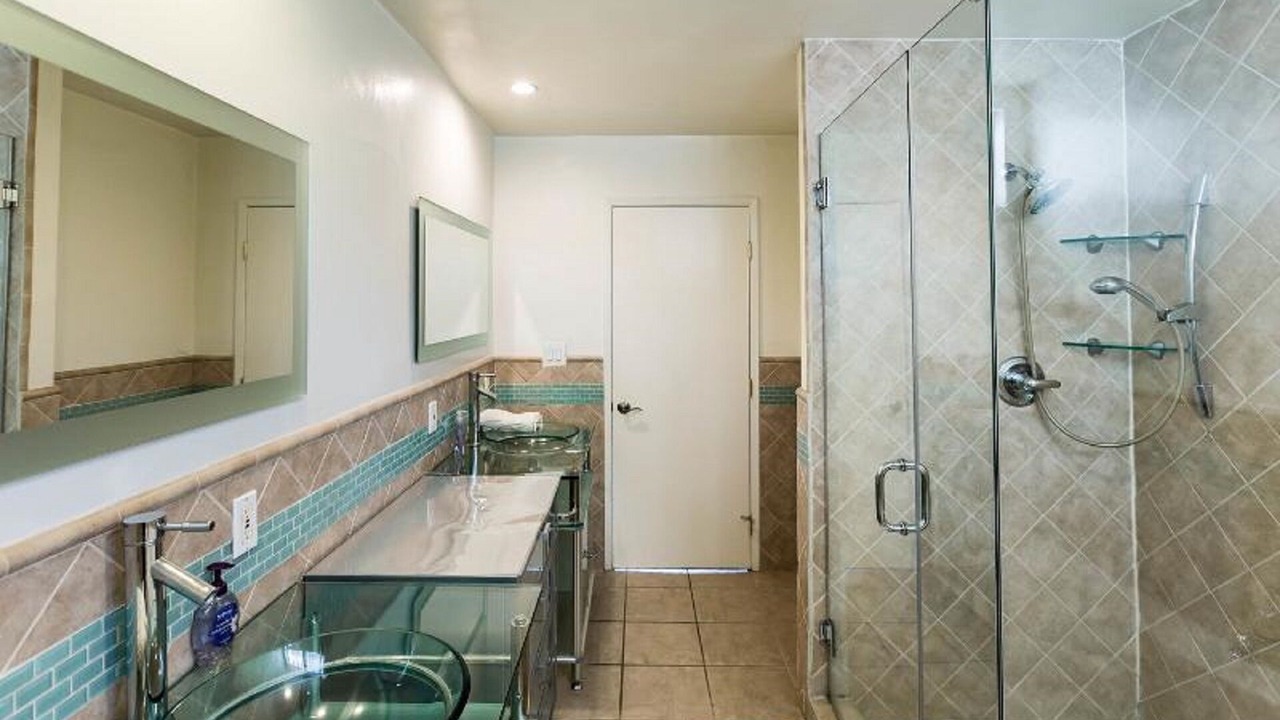 Photo of Bathroom in Studio City
