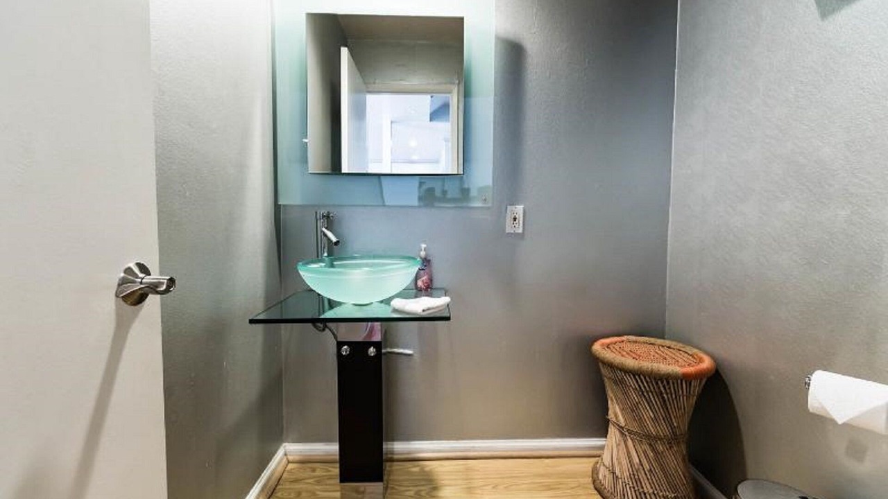 Photo of Bathroom in Studio City