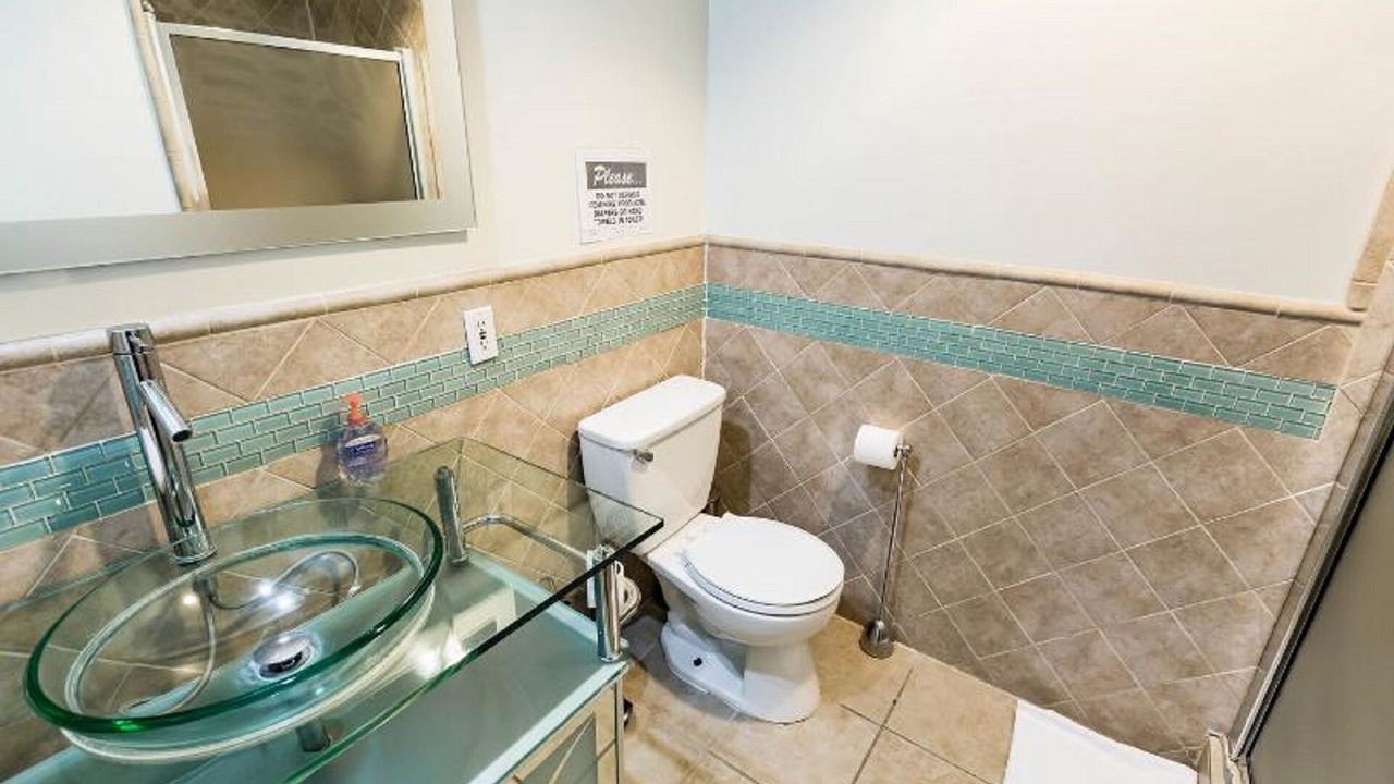 Photo of Bathroom in Studio City