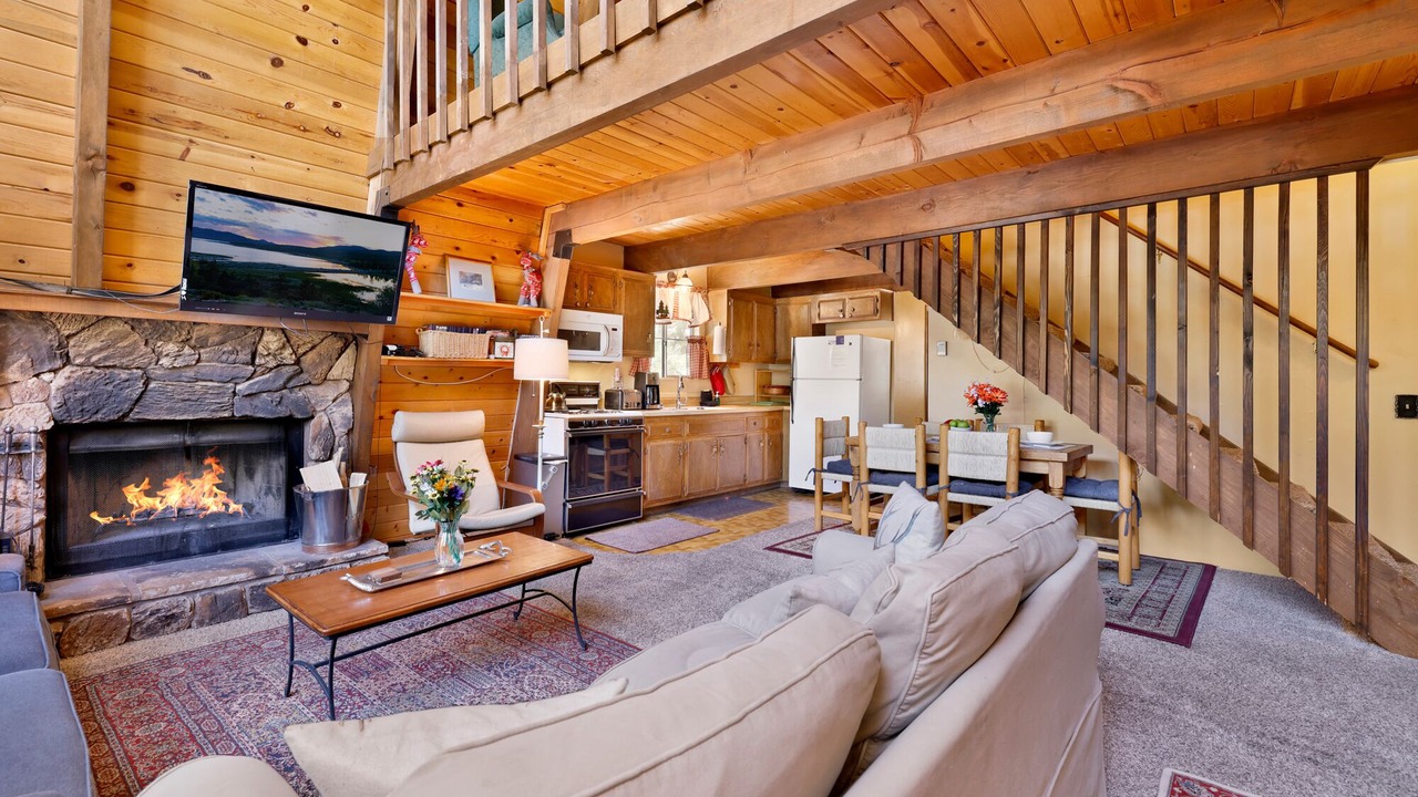 Photo of Livingroom in Moonridge