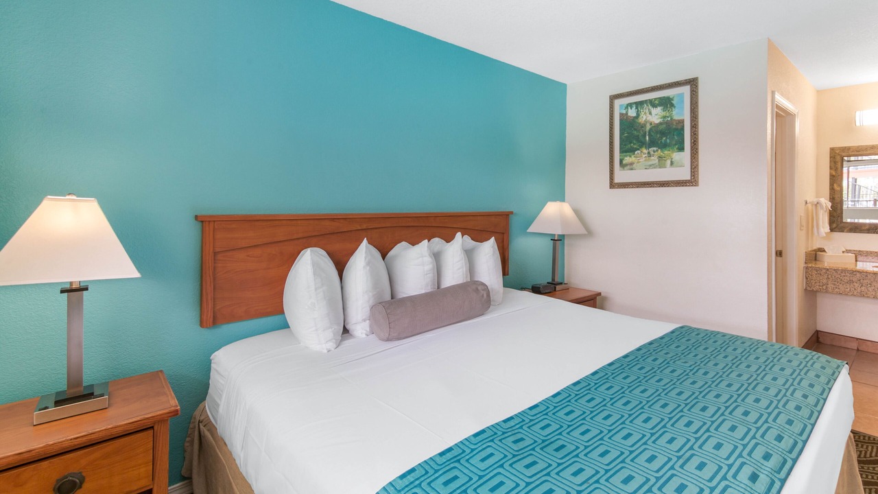 Photo of Bedroom in Lincoln Acres