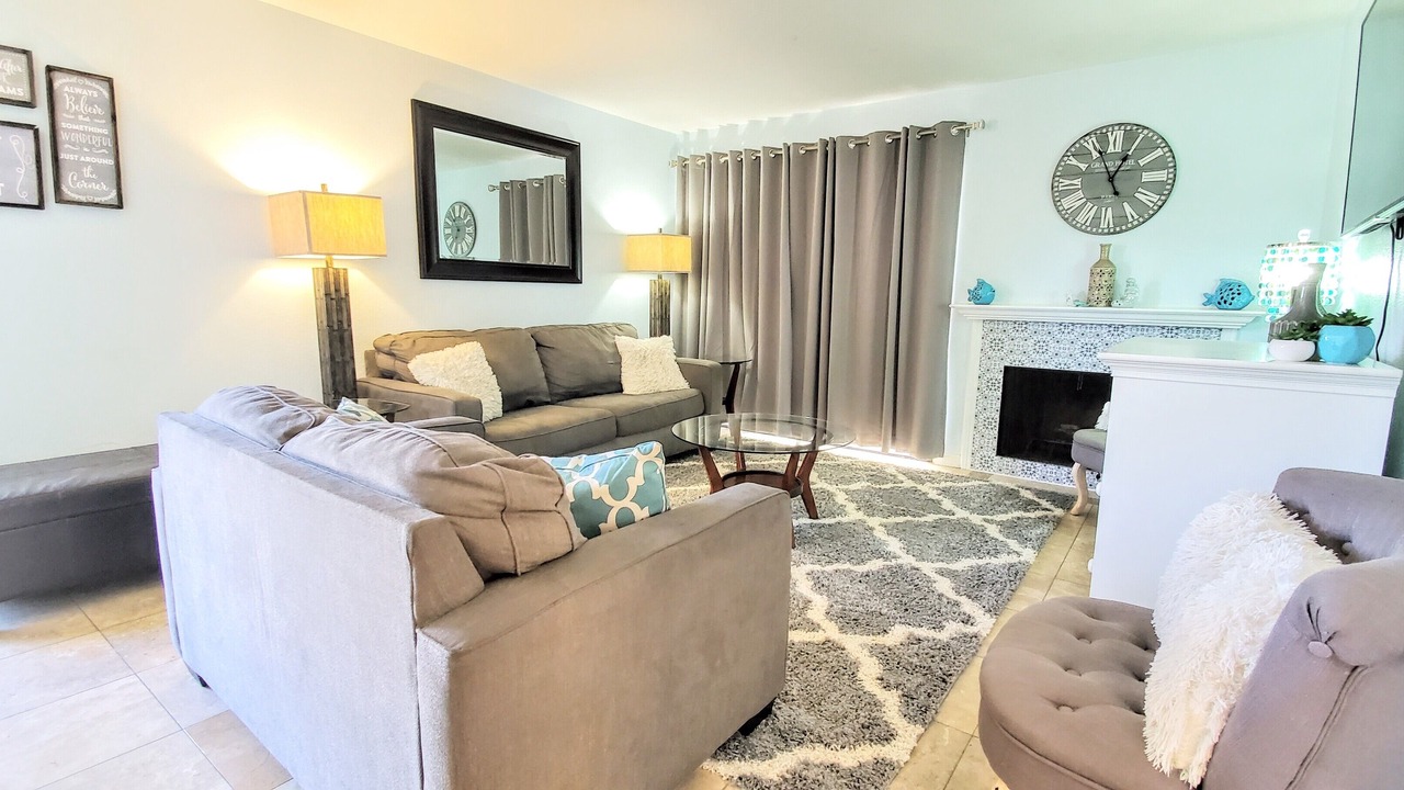 Photo of Bedroom in Anaheim Resort