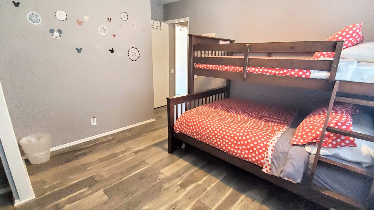 Photo of Bedroom in Anaheim Resort
