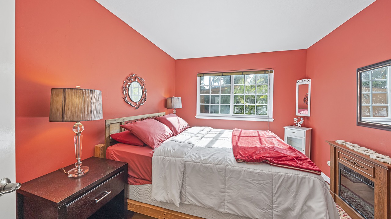 Photo of Bedroom in Westside Costa Mesa