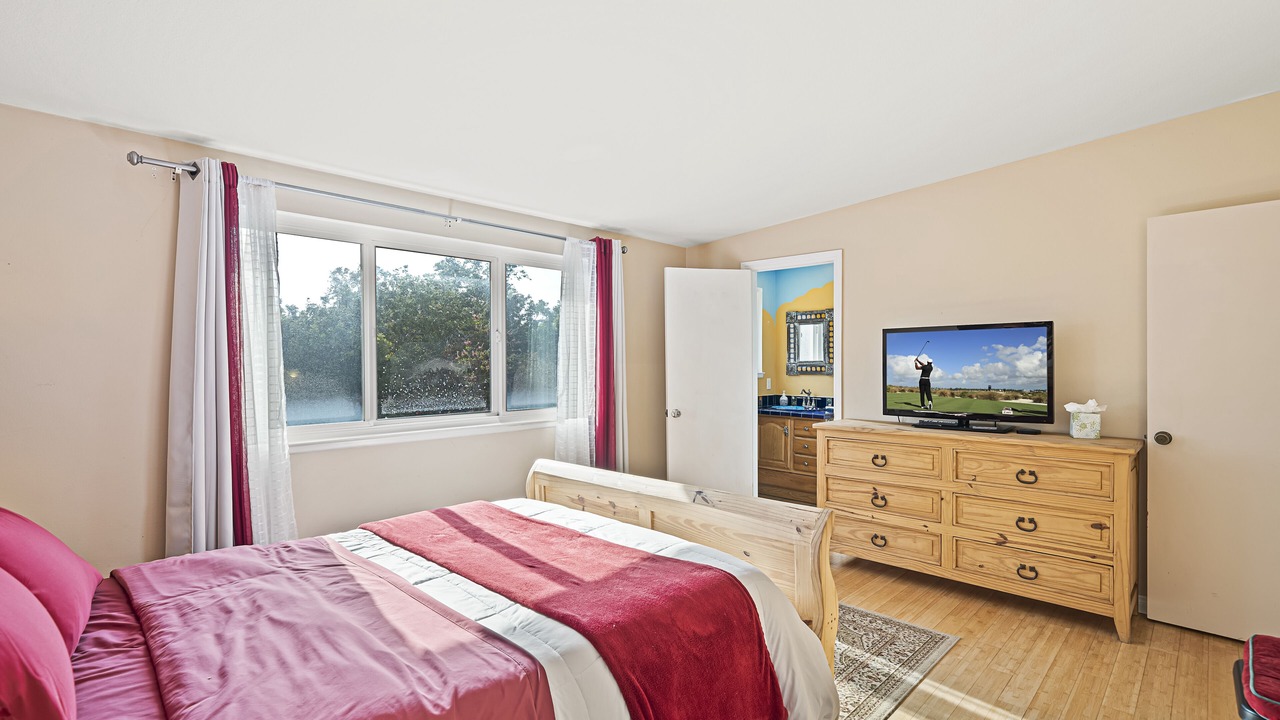Photo of Bedroom in Westside Costa Mesa